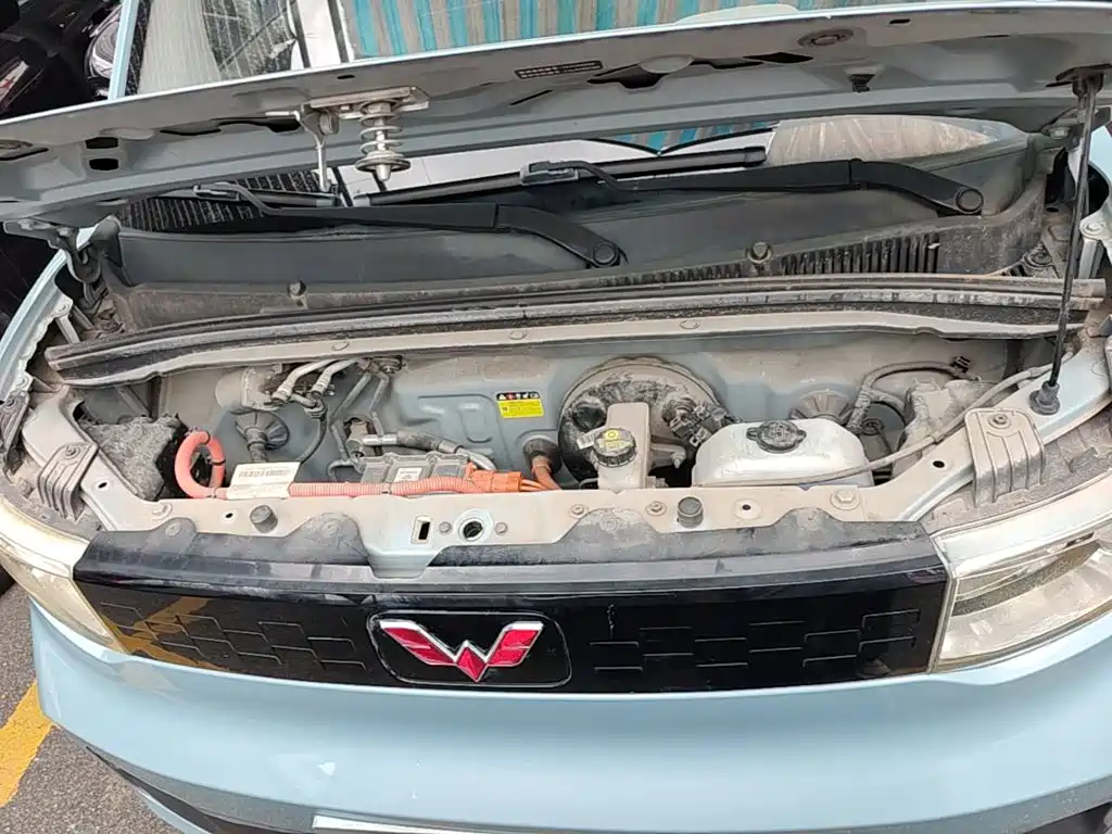 Wuling MINIEV — миниатюра 20