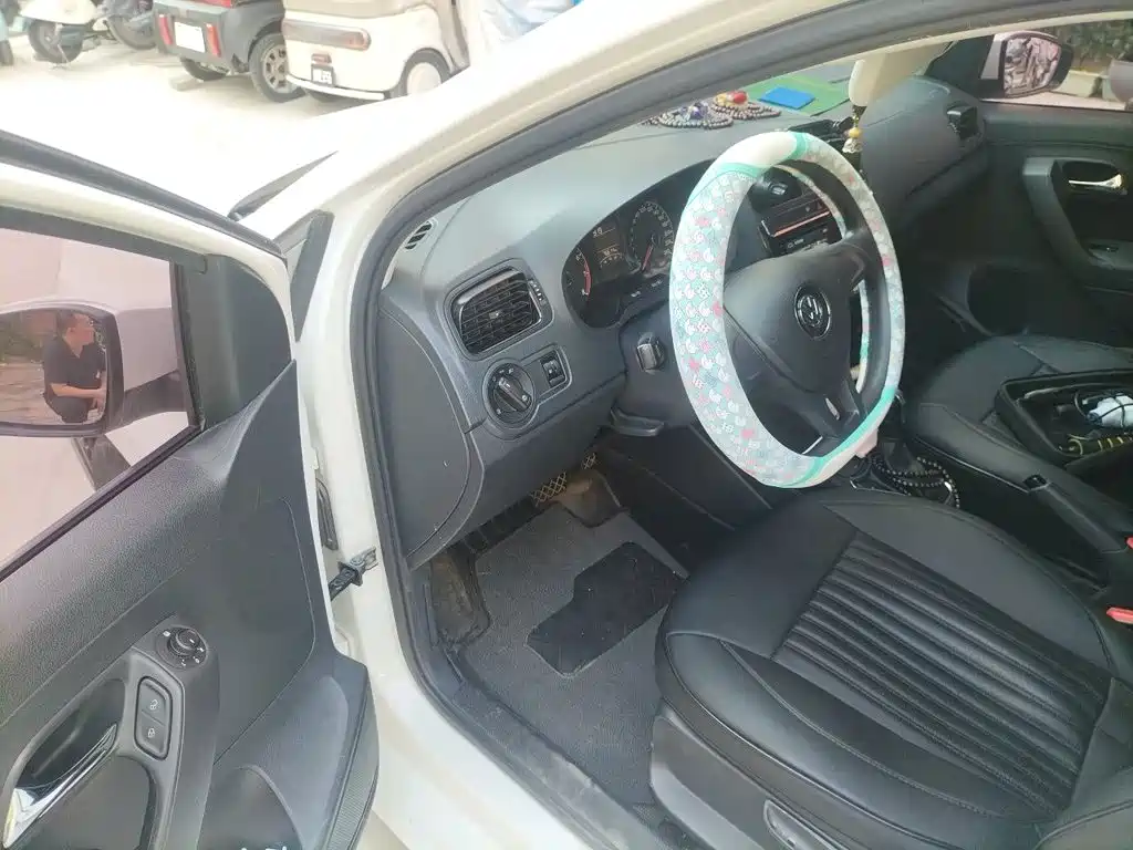 Volkswagen Polo — миниатюра 17