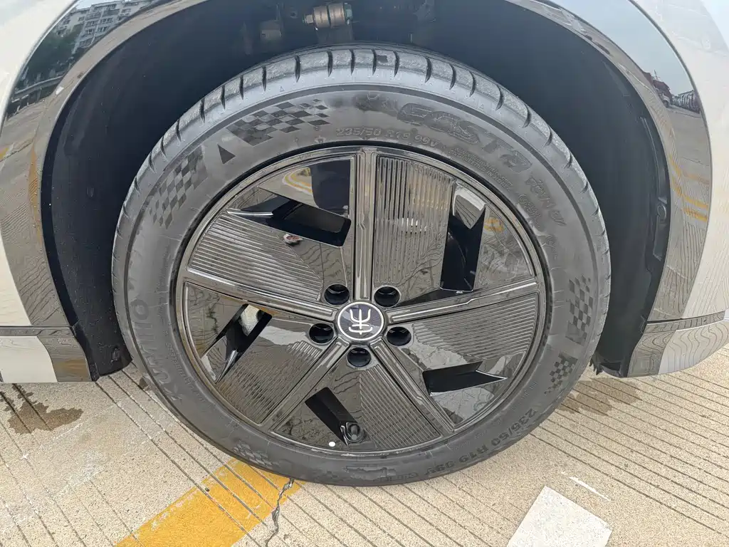 BYD Song L EV L EV 2024 550km