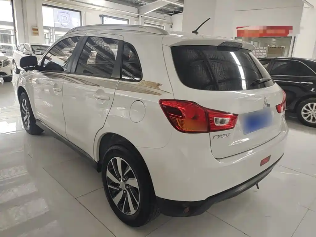 Mitsubishi ASX — миниатюра 5