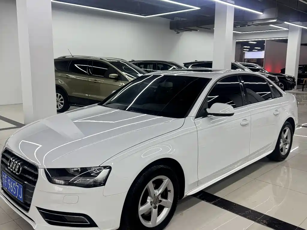 Audi A4L 2014