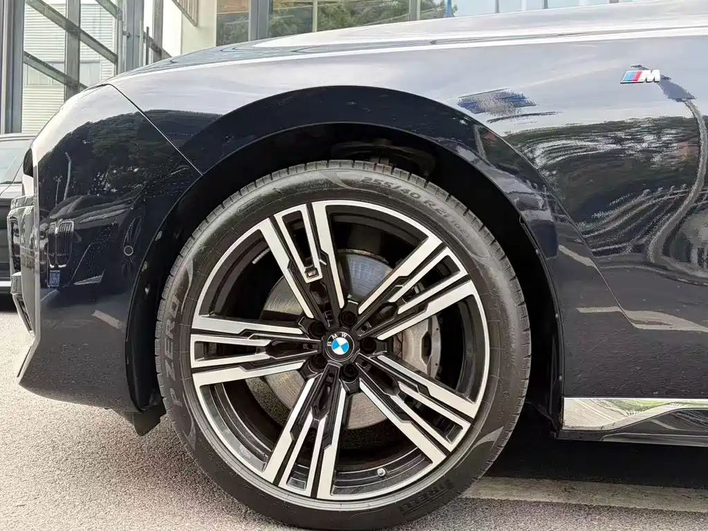 BMW 7 Series 7 2023 740Li Premium M Sport