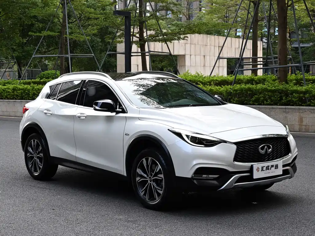 Infiniti QX30 — миниатюра 7