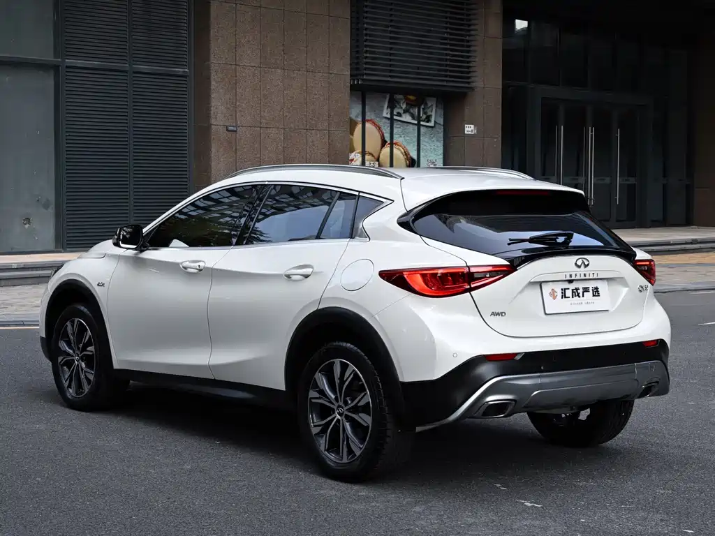 Infiniti QX30 — миниатюра 3