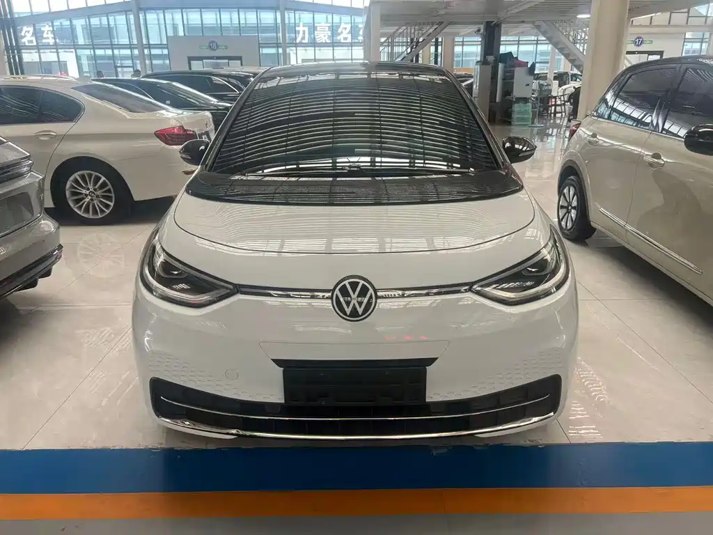 Volkswagen ID.3 — миниатюра 2