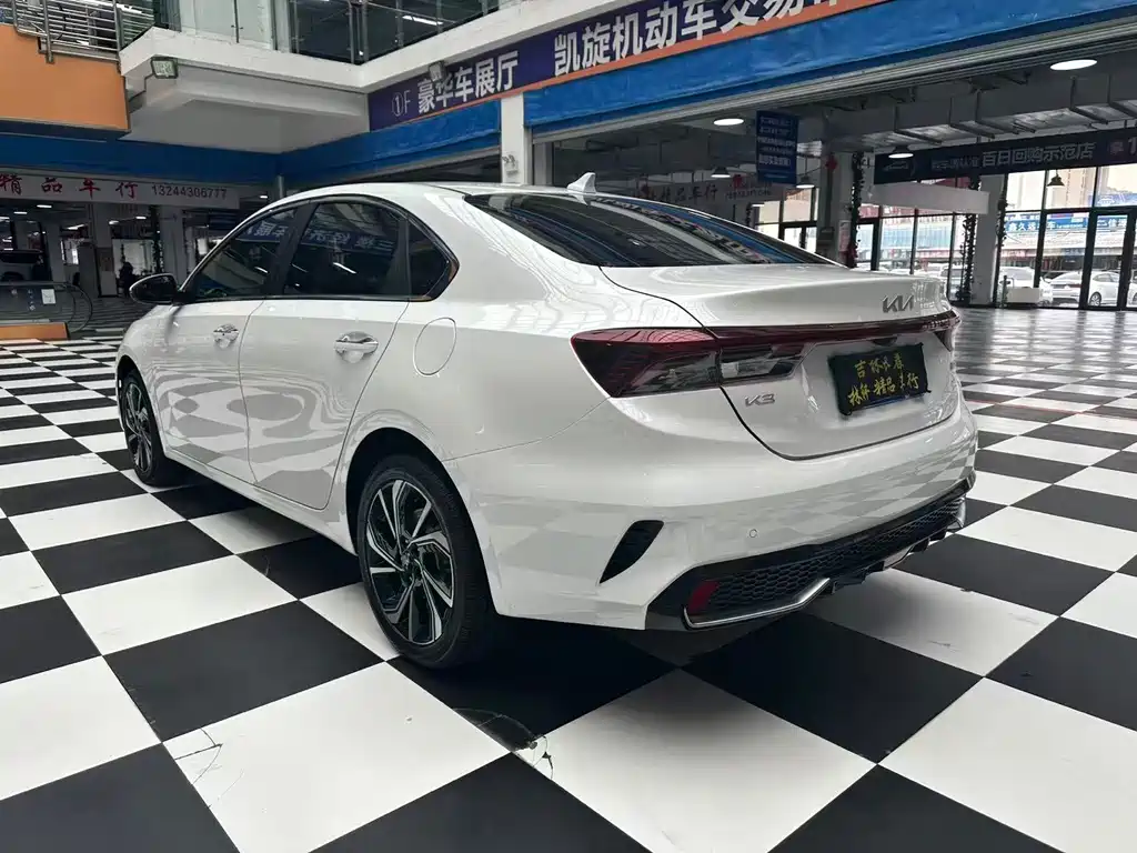 Kia K3 — миниатюра 14