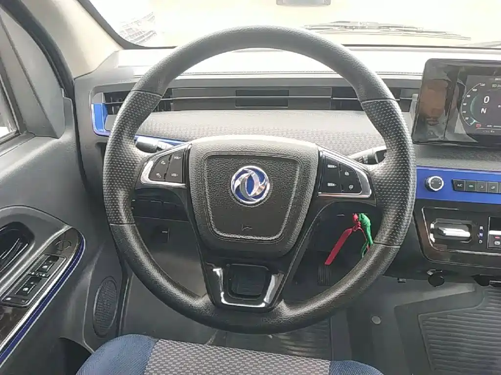 Dongfeng EM27 — миниатюра 11