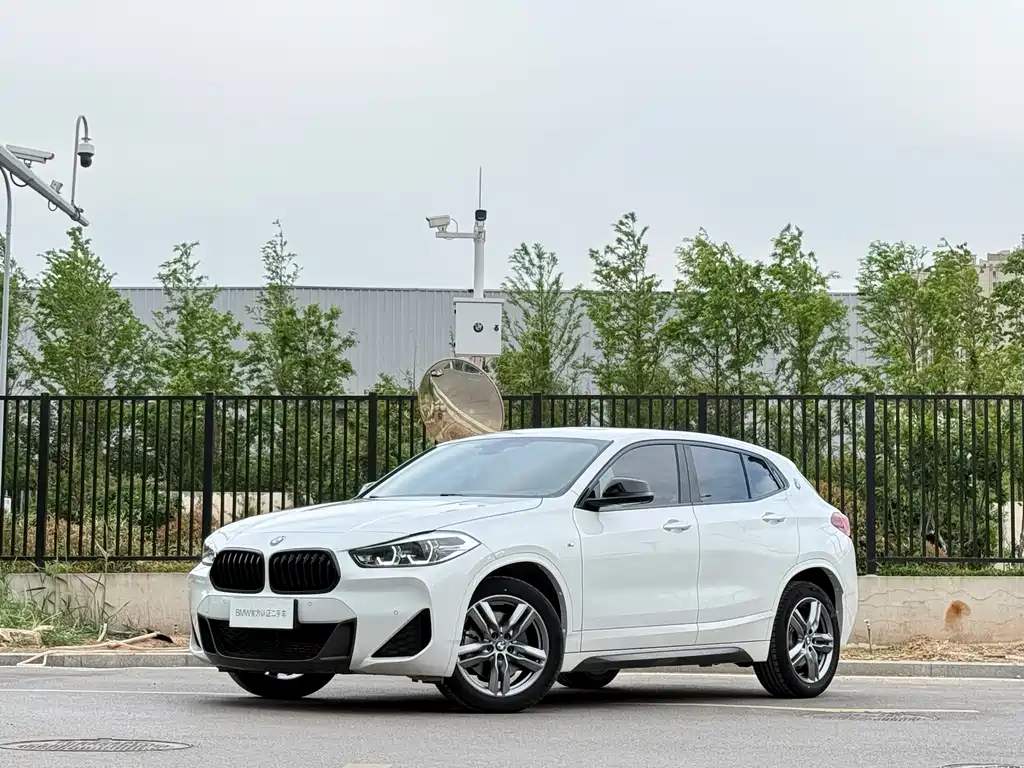 Купить BMW X2