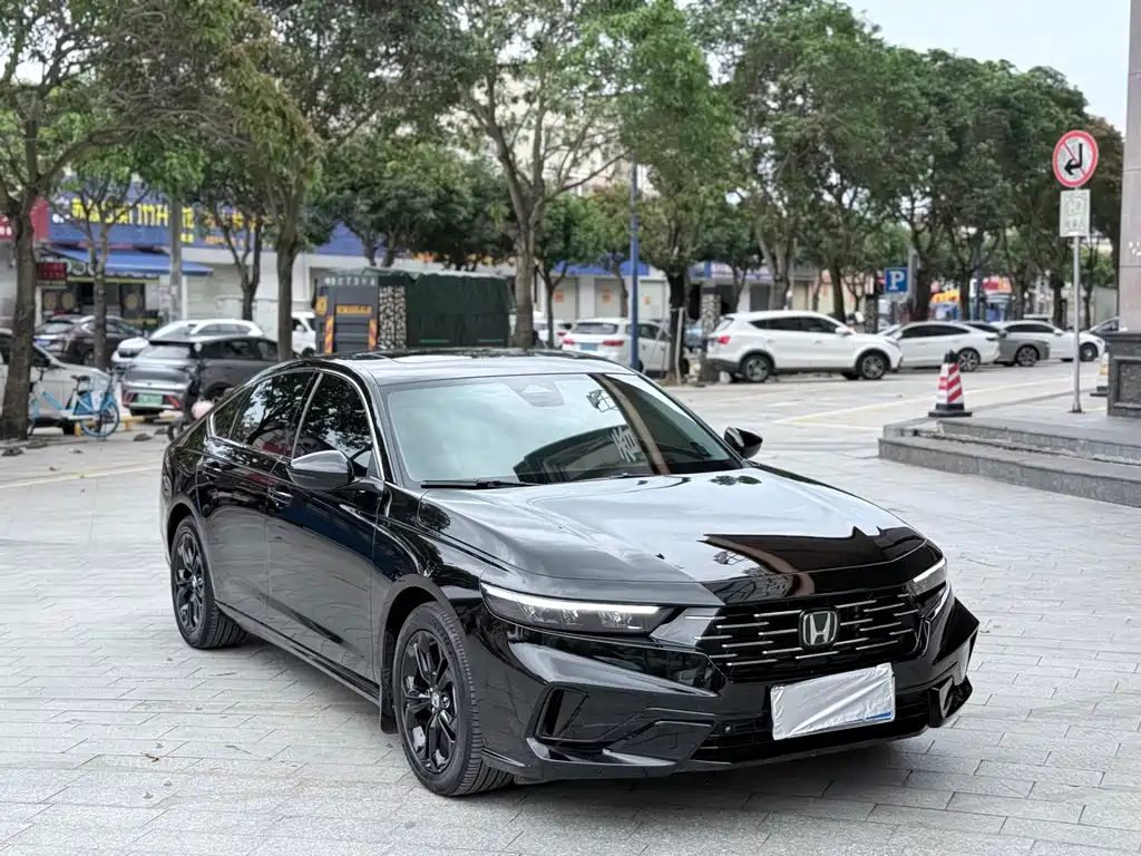 Honda Accord 2025 Sport 260TURBO Luxury