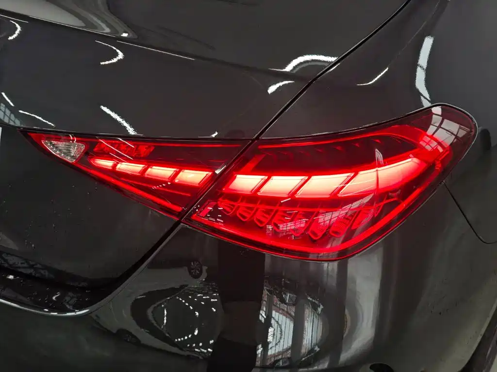 Mercedes-Benz C-Class — миниатюра 22