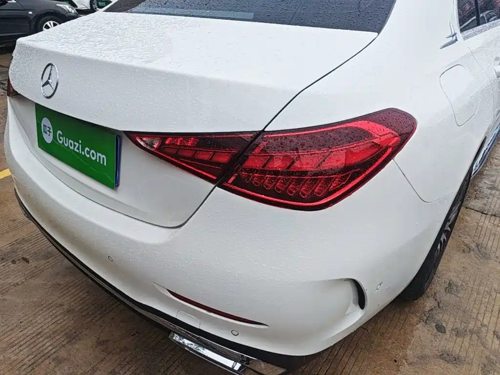 Mercedes-Benz C-Class — миниатюра 8