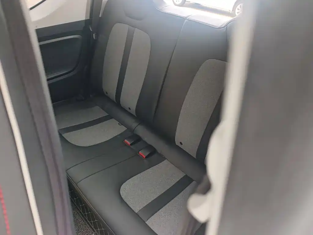Wuling MINIEV — миниатюра 17