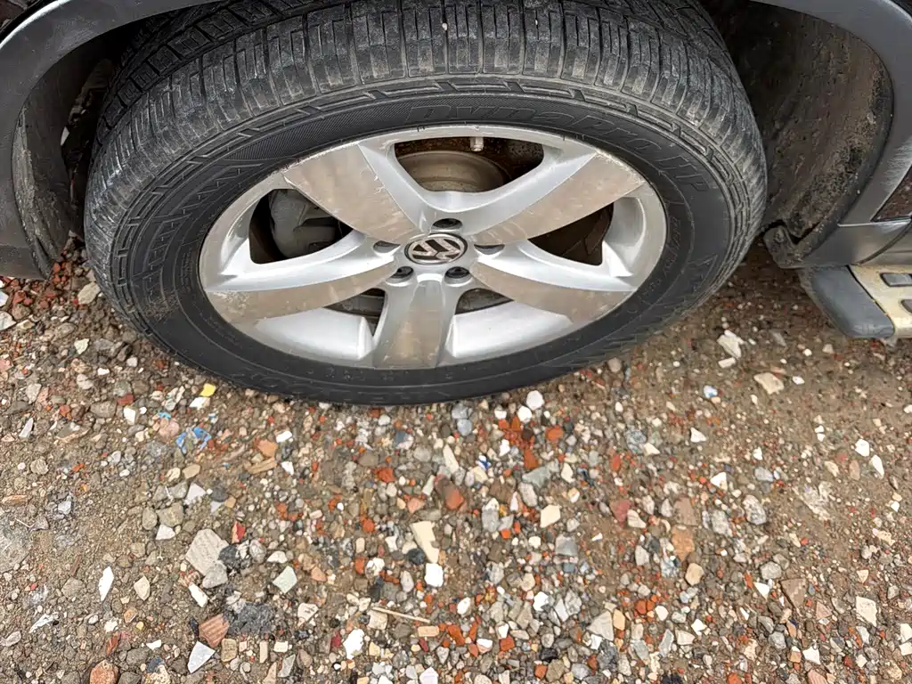 Volkswagen Tiguan 2012 1.8TSI AT