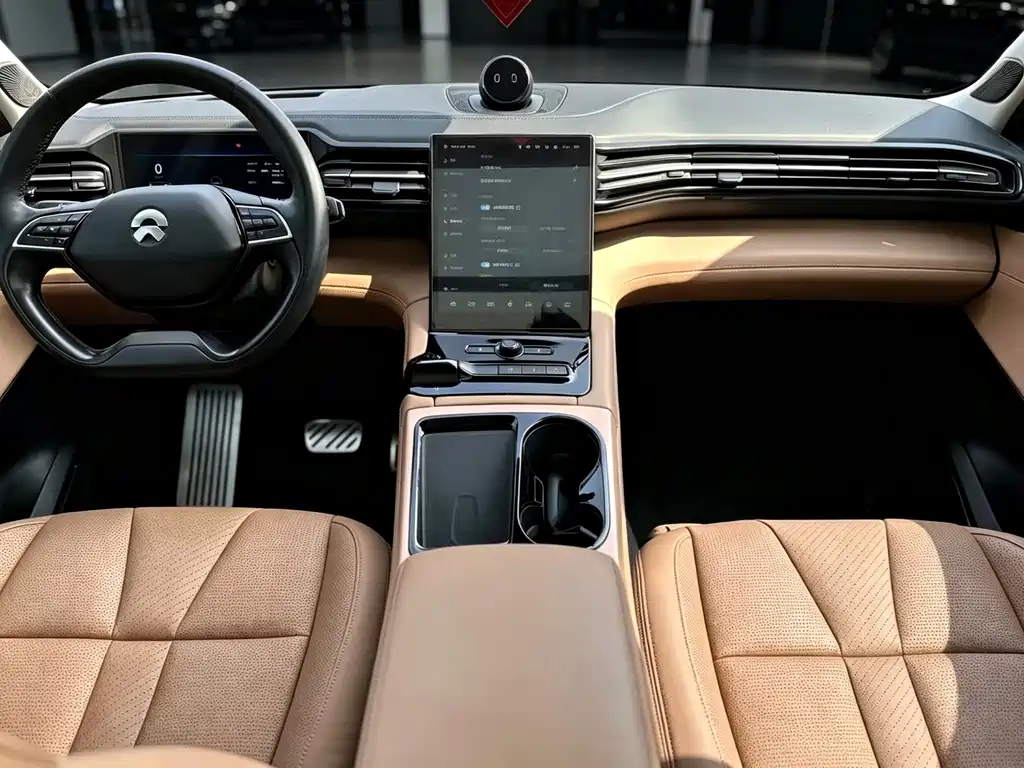 NIO ES8 — миниатюра 4