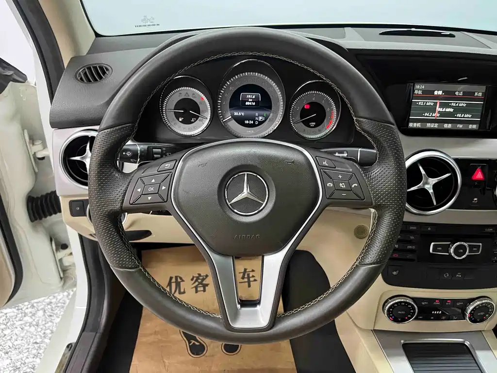 Mercedes-Benz GLK-Class — миниатюра 8