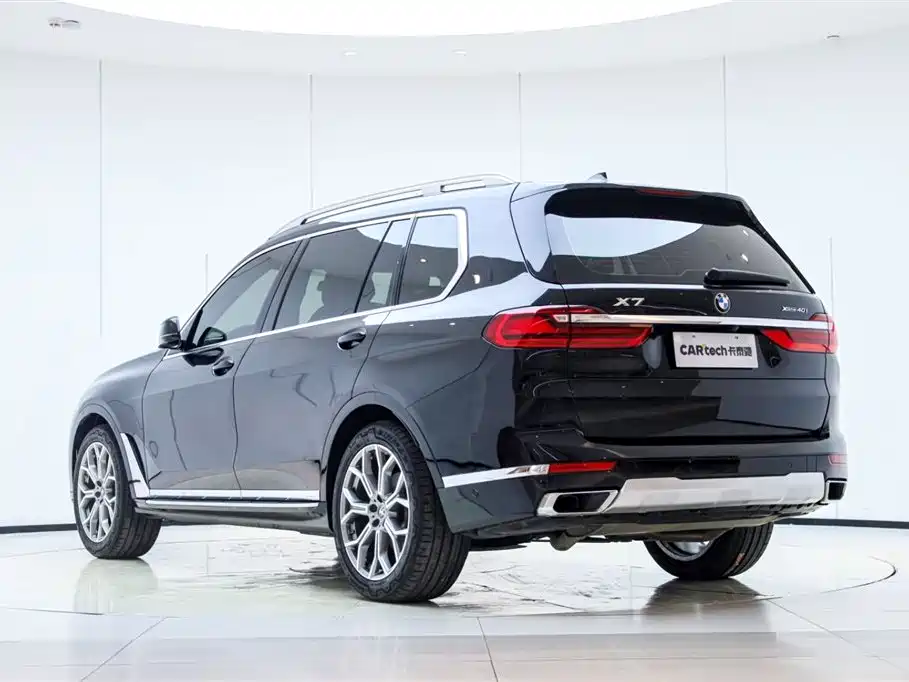 BMW X7 2022 xDrive40i Lead Luxury
