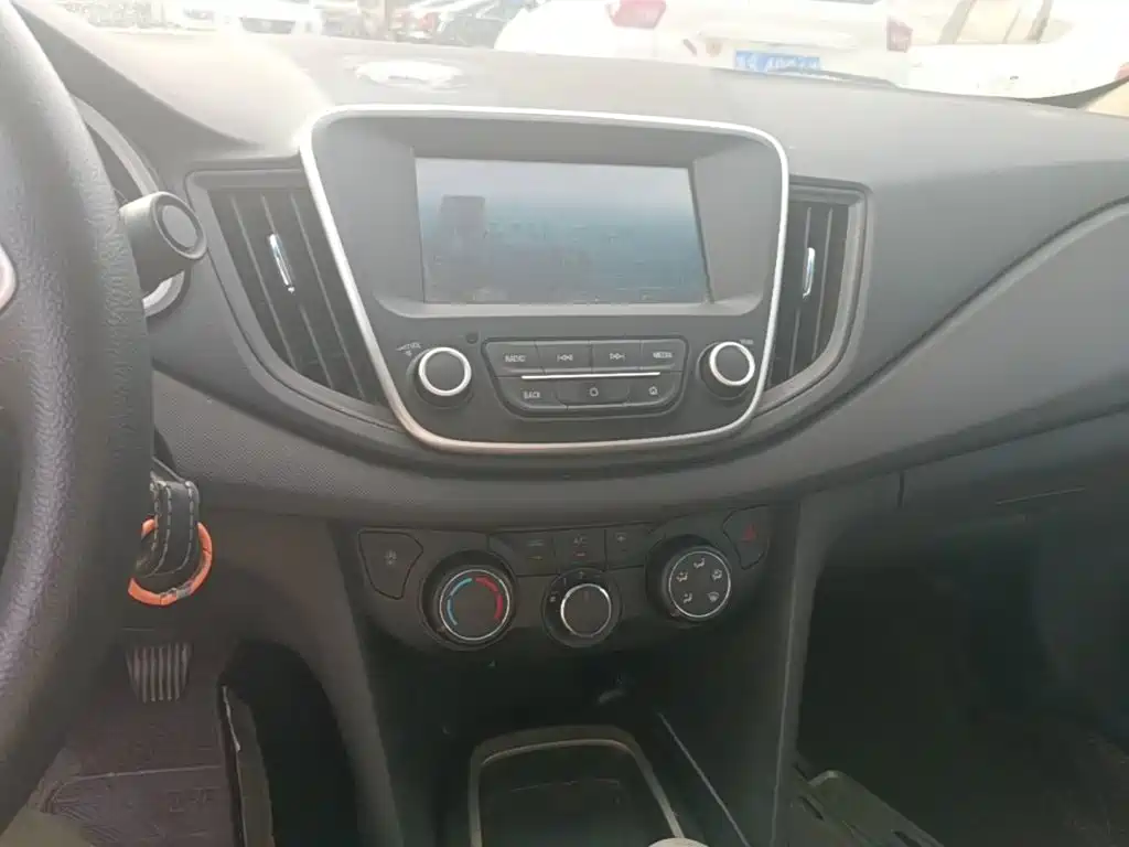 Chevrolet Cavalier — миниатюра 13