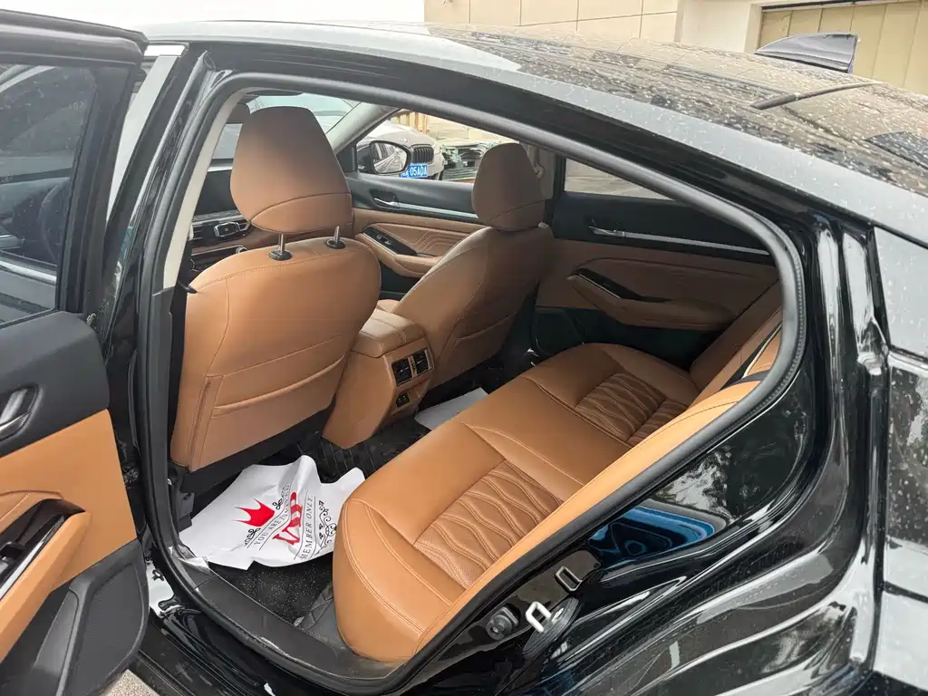 Nissan Teana — миниатюра 5