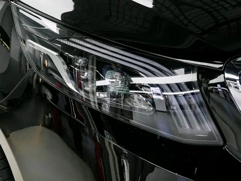 Mercedes-Benz Vito — миниатюра 3