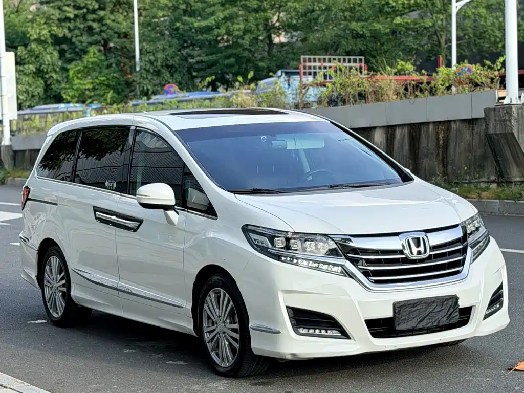 Honda Elysion — миниатюра 3