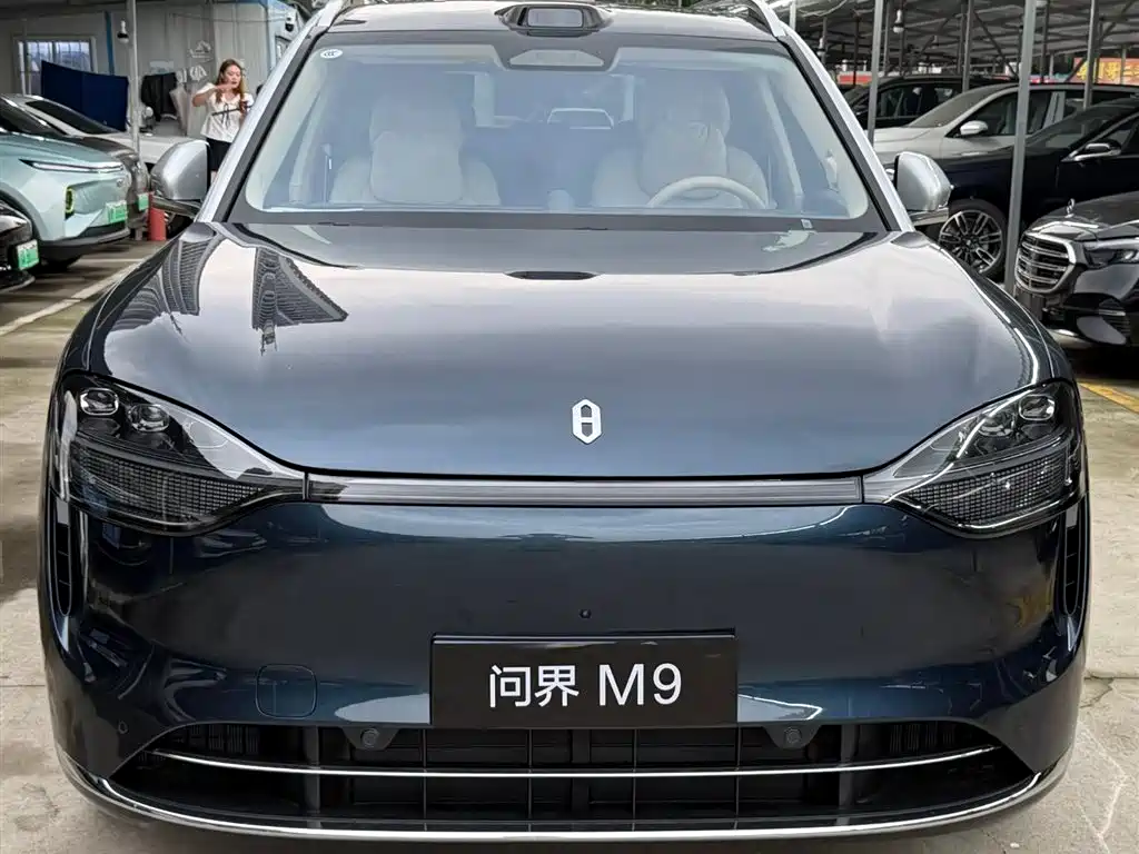 Aito M9 2025 Ultra 52kWh 5 мест (192 )