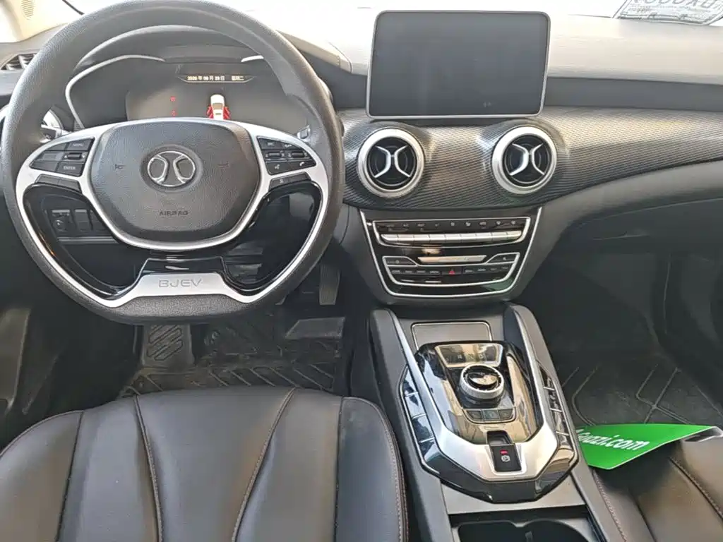 BAIC EU5 — миниатюра 6