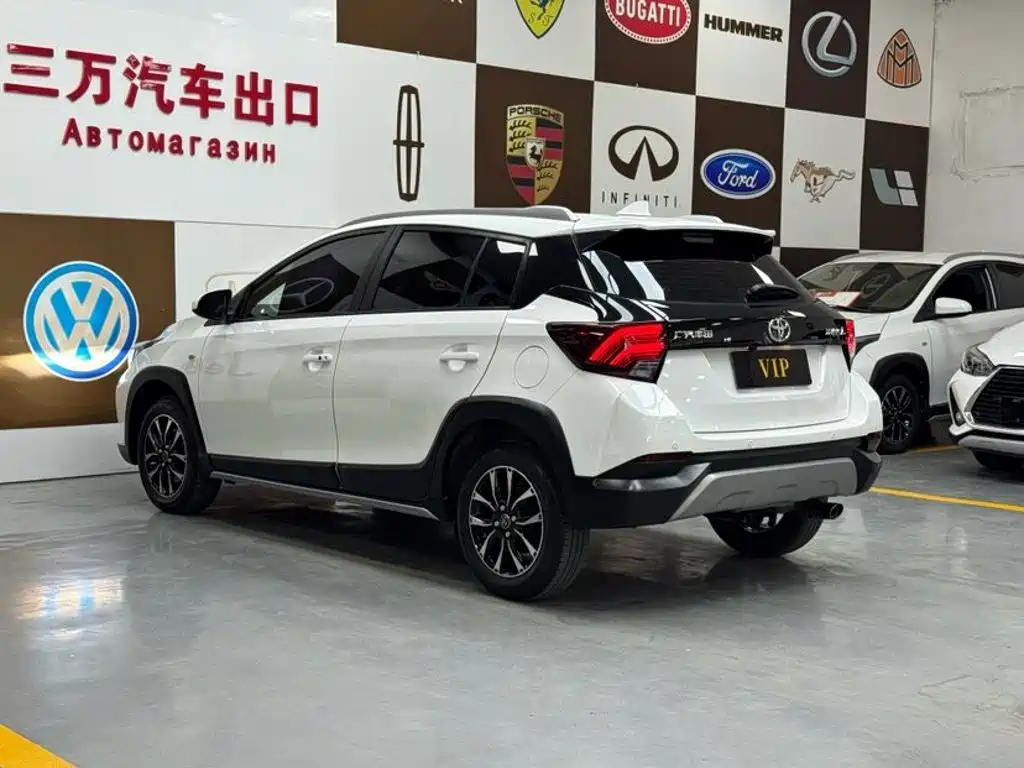 Toyota Yaris L — миниатюра 4
