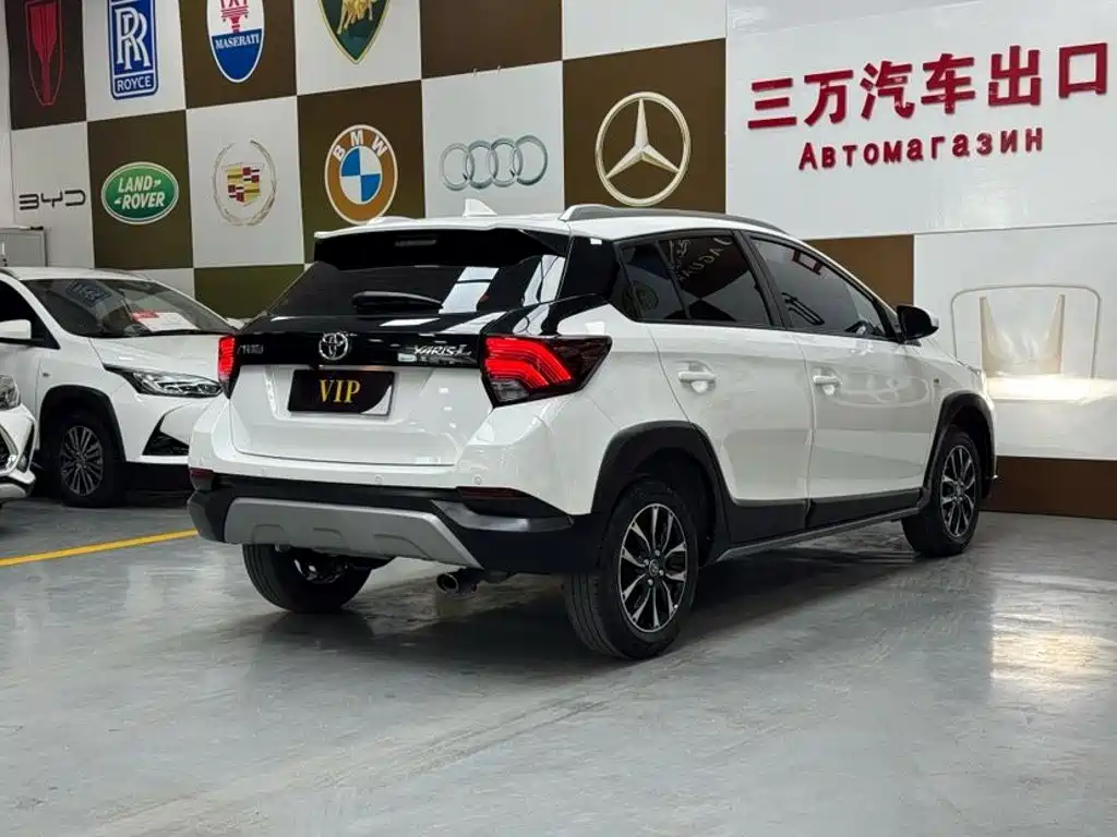 Toyota Yaris L — миниатюра 6