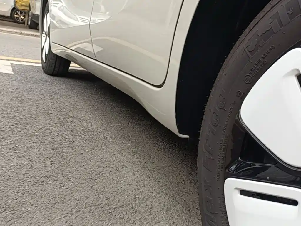 Wuling MINIEV — миниатюра 22