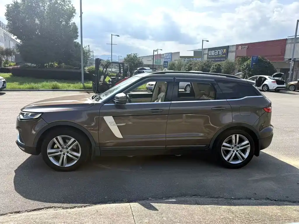 Zotye Zotye T700 — миниатюра 2