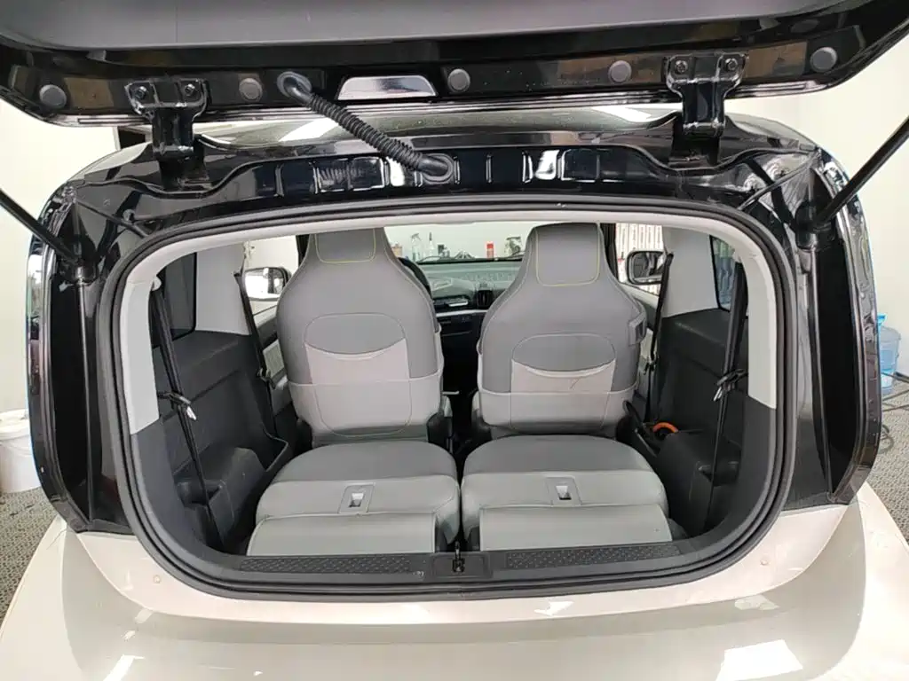 Baojun KiWi EV — миниатюра 19