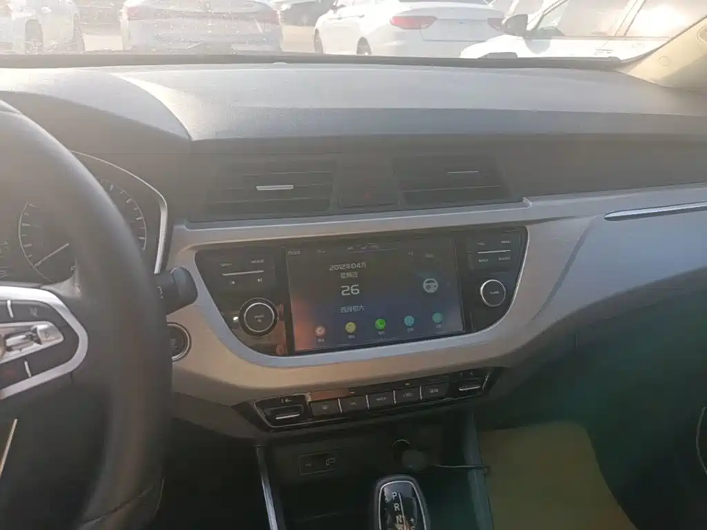 Geely Vision X3 — миниатюра 13