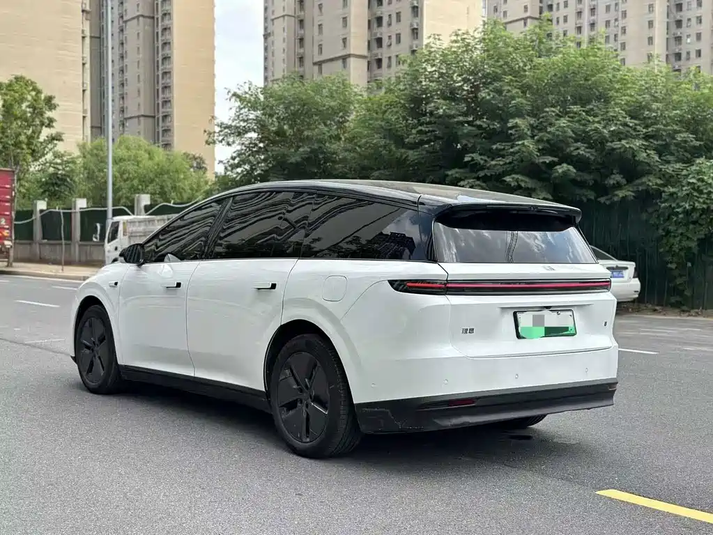 Li Auto Li i8 — миниатюра 11