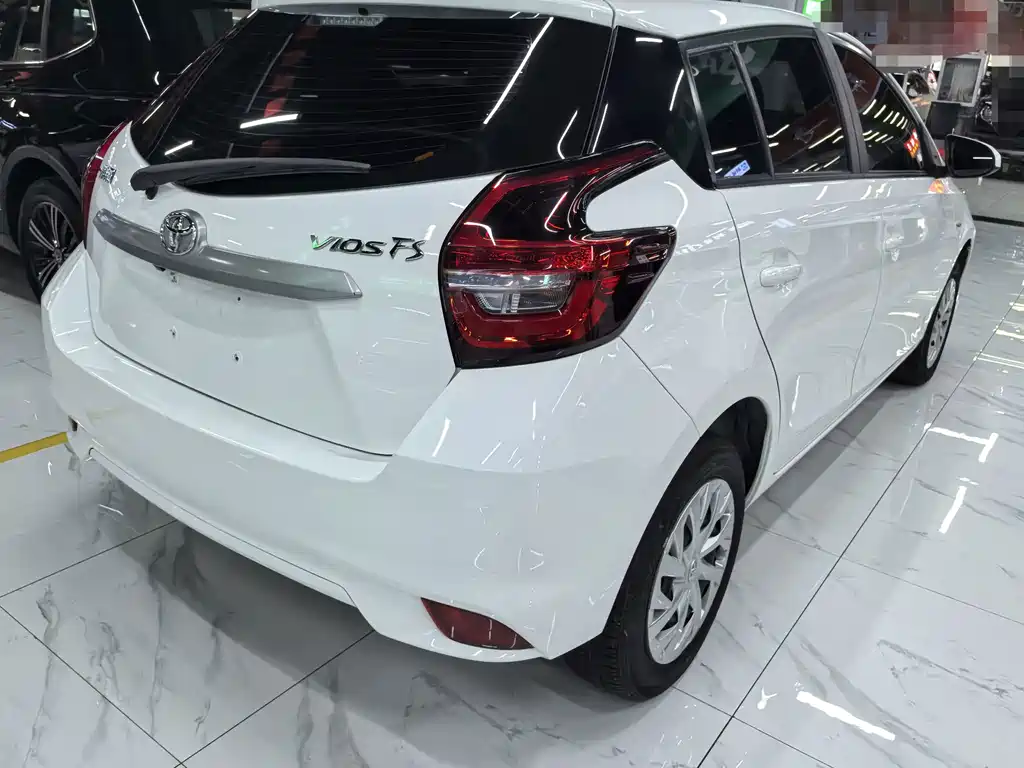 Toyota Vios FS — миниатюра 6