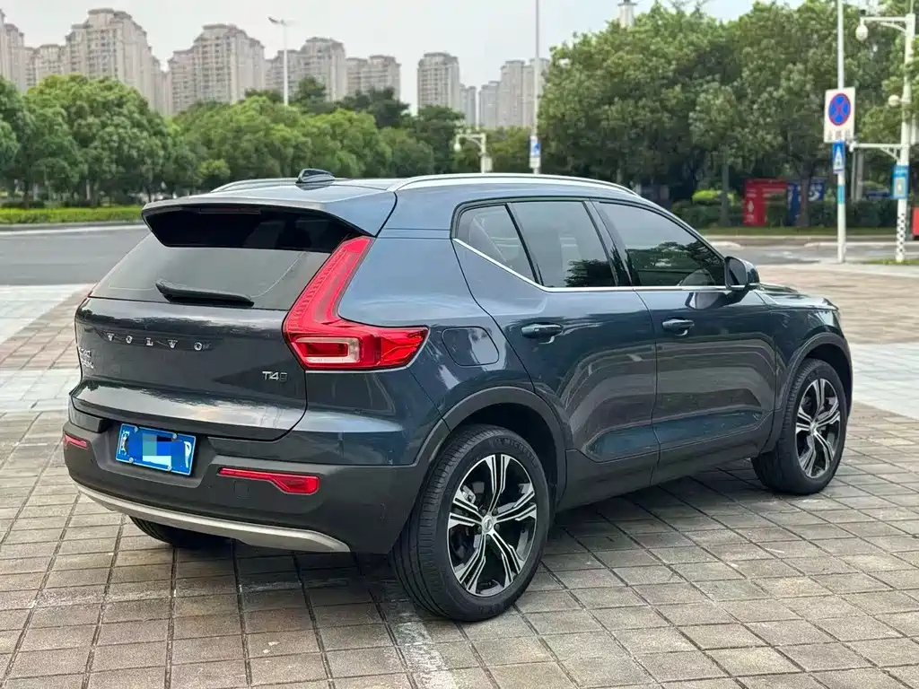 Volvo XC40 — миниатюра 8