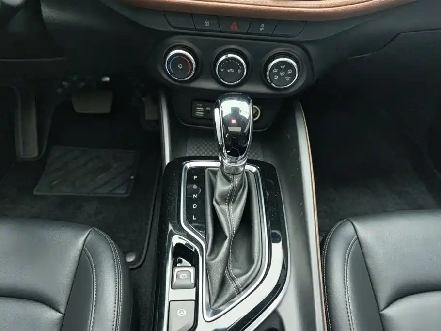 Buick Verano — миниатюра 16