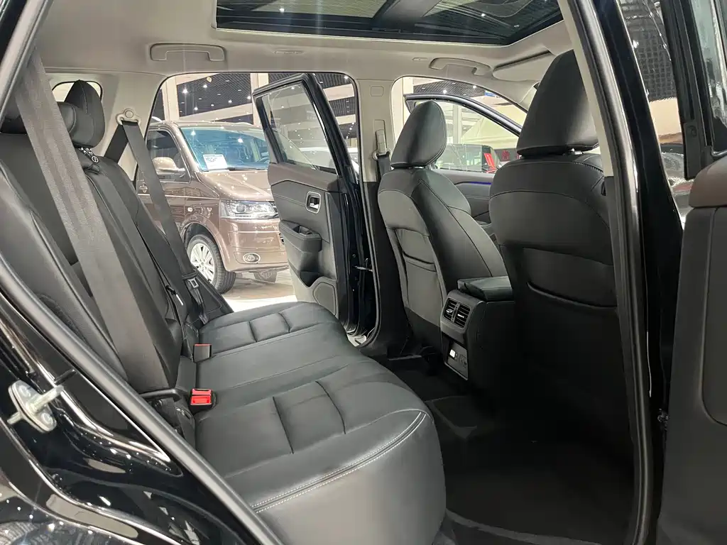 Nissan X-Trail — миниатюра 11