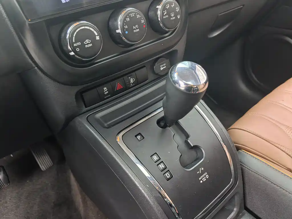 Jeep Patriot — миниатюра 18
