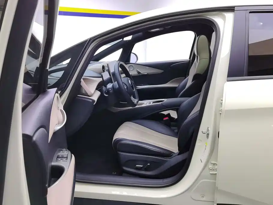 BYD Dolphin — миниатюра 9