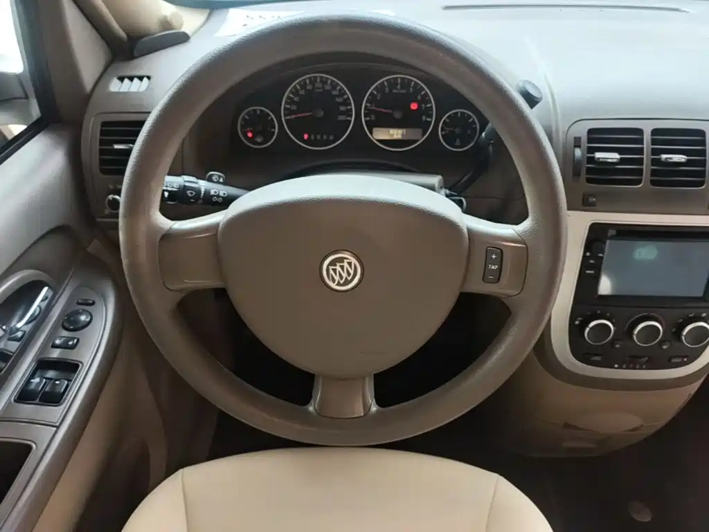 Buick GL8 — миниатюра 11