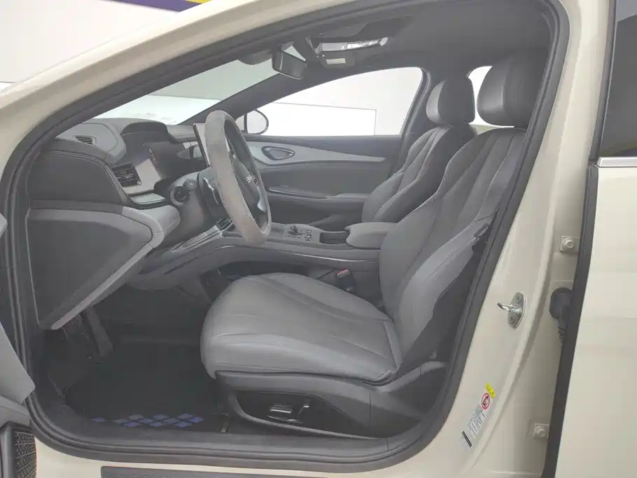 BYD Seal 07 DM-i — миниатюра 9