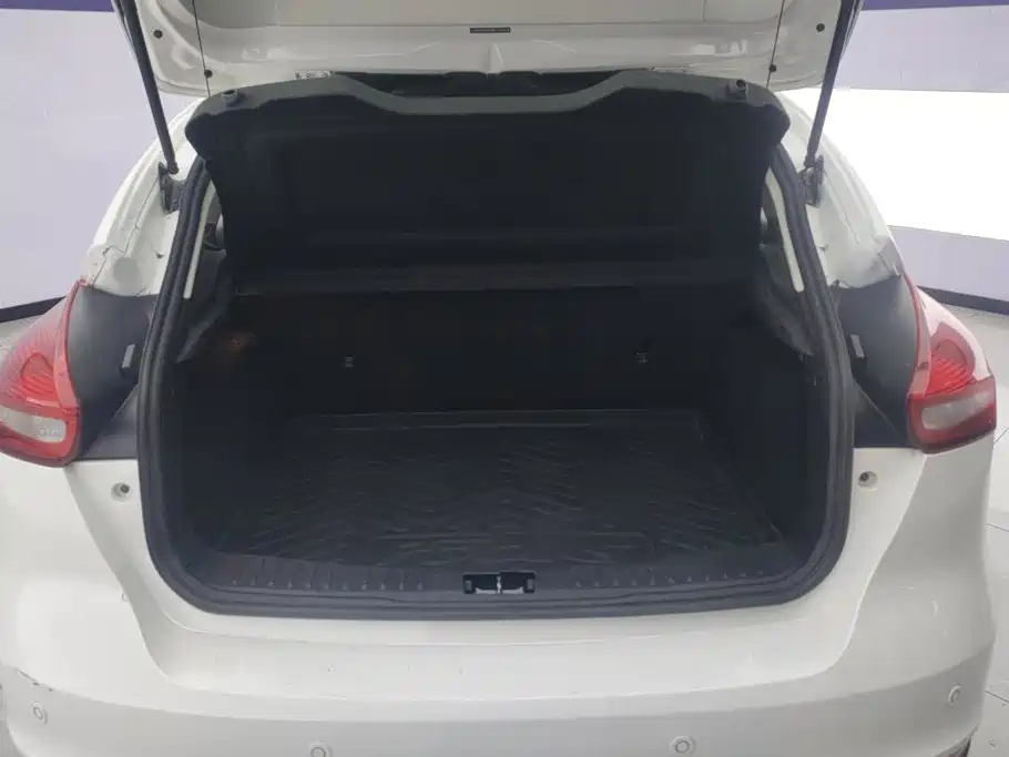 Ford Focus — миниатюра 4