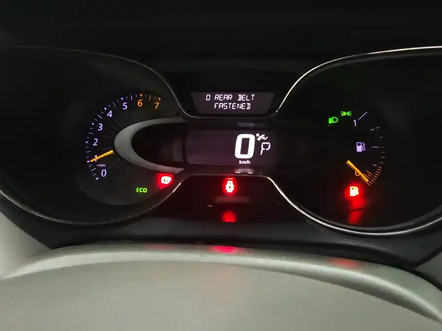 Renault Captur — миниатюра 14