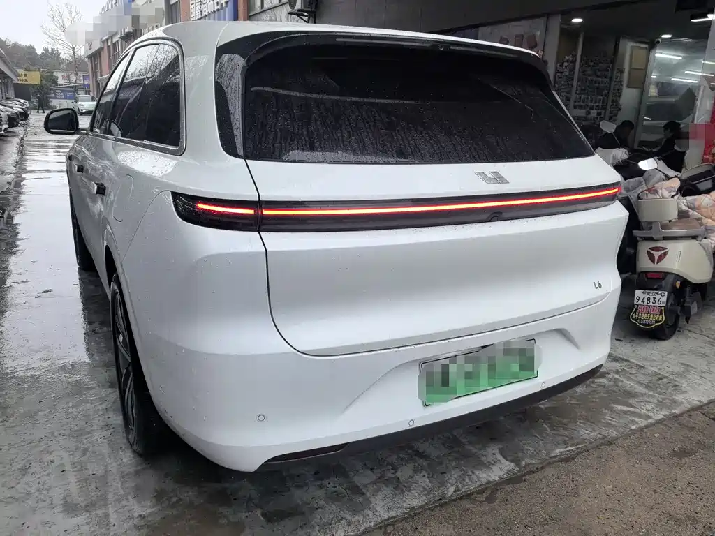 Li Auto IDEAL L6