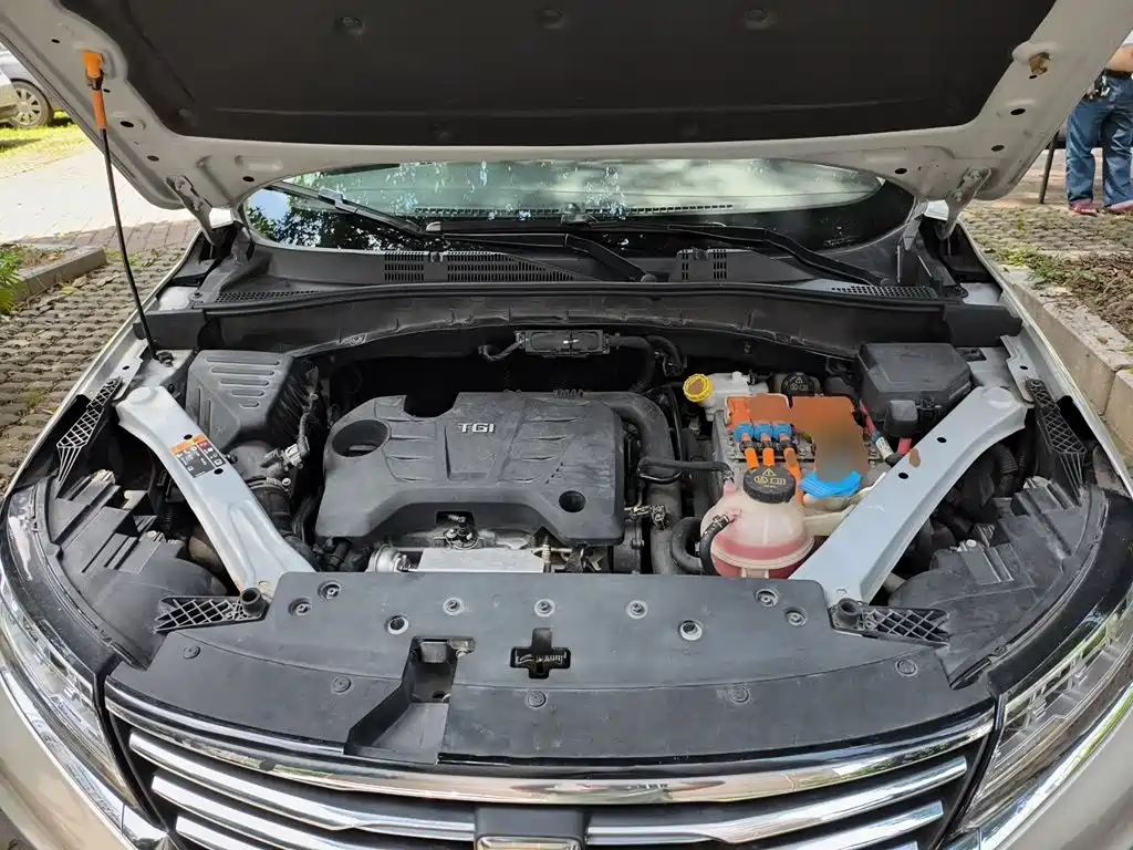Roewe RX5 New Energy — миниатюра 21