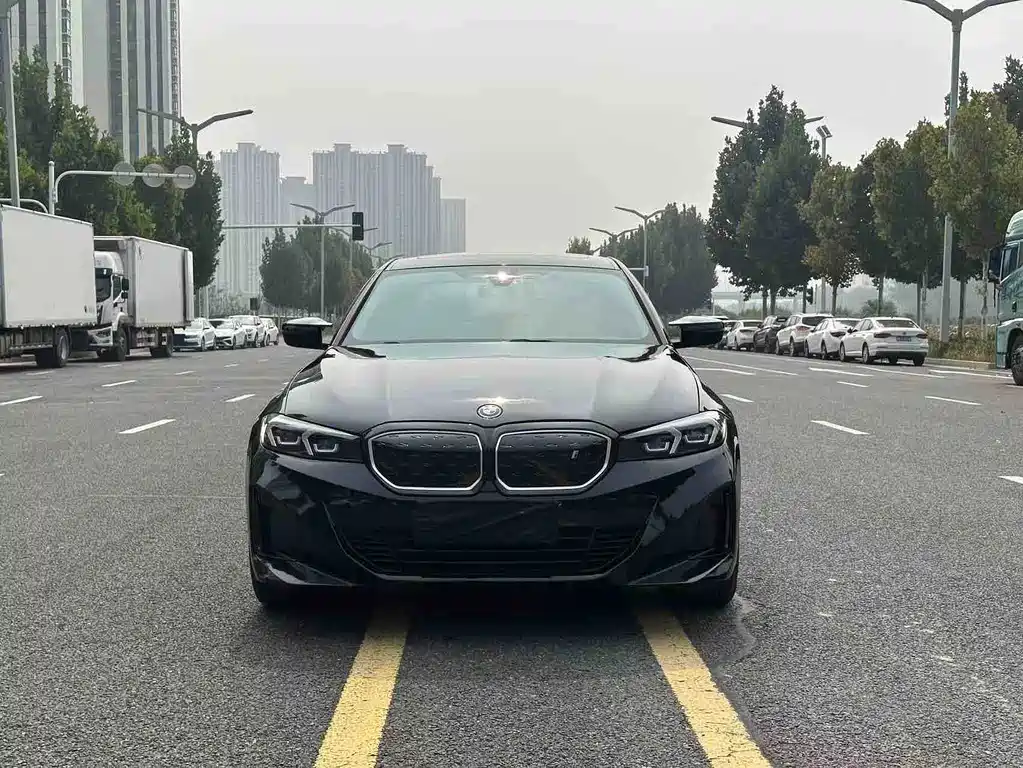 BMW i3 — миниатюра 7
