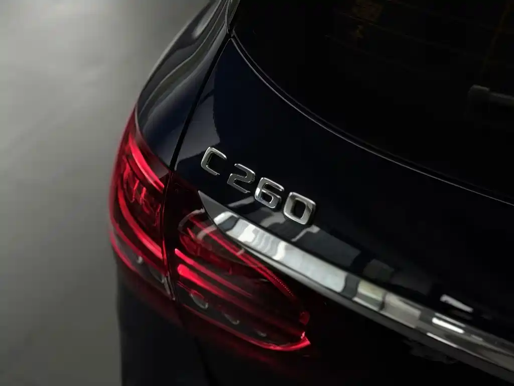 Mercedes-Benz C-Class (Import) — миниатюра 22
