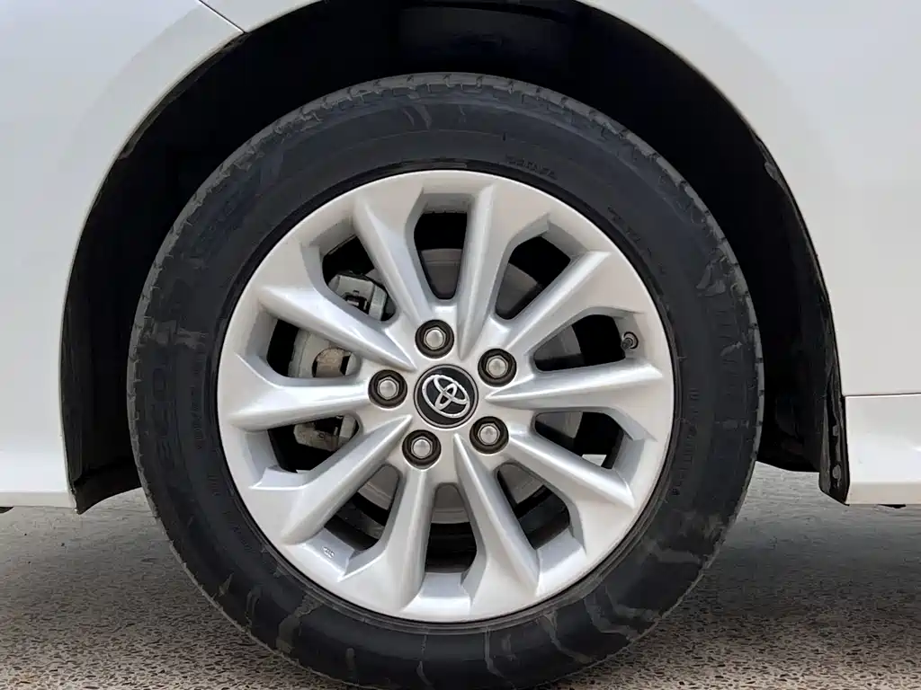 Toyota Corolla — миниатюра 8