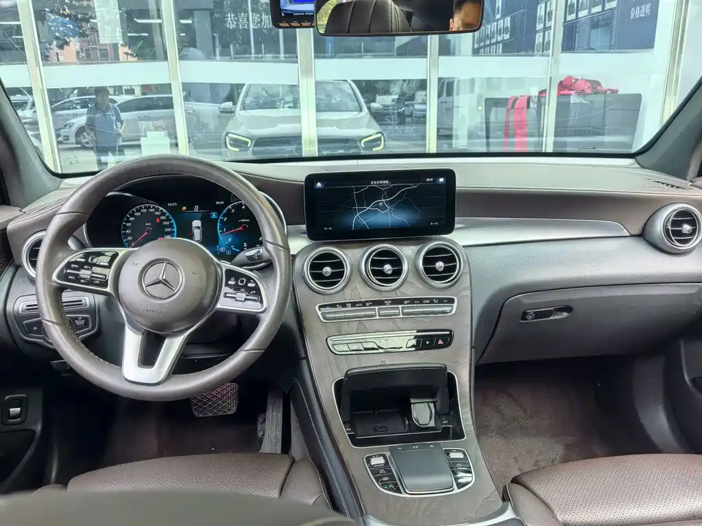 Mercedes-Benz GLC — миниатюра 13