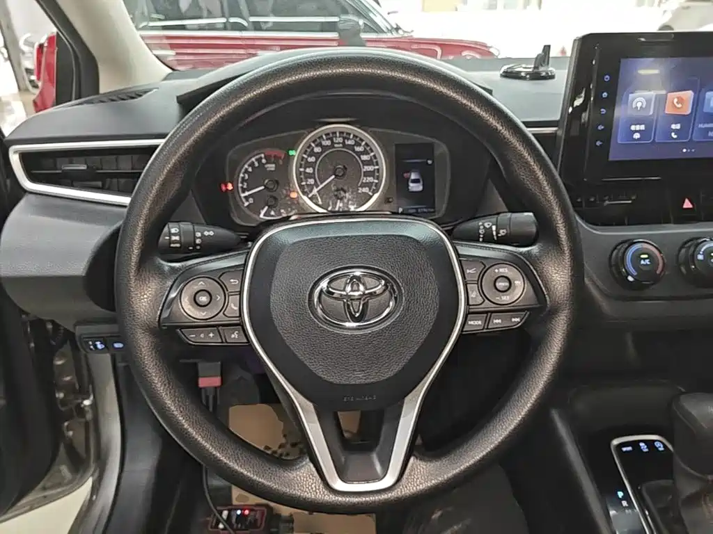 Toyota Corolla — миниатюра 11